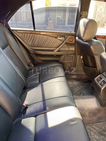 Mercedes E 220 1999, 410,000 km - 2.2 л - Bakı