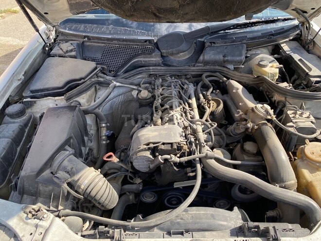 Mercedes E 220 1999, 410,000 km - 2.2 л - Bakı