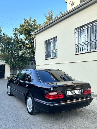 Mercedes E 240 2000, 272,000 km - 2.4 l - Mingəçevir