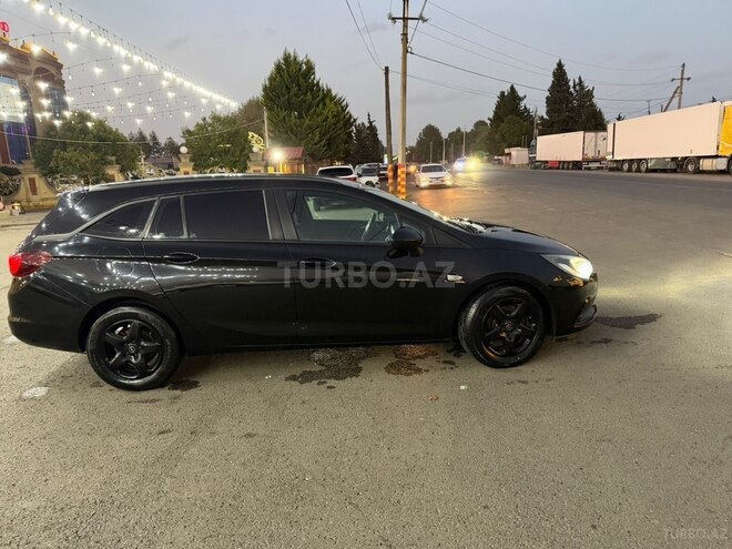 Opel Astra 2018, 162,000 km - 1.4 l - Bakı
