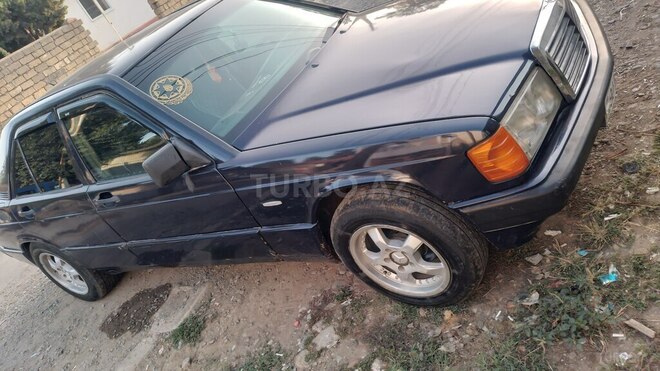 Mercedes 190 1993, 645,730 km - 2.0 l - Astara