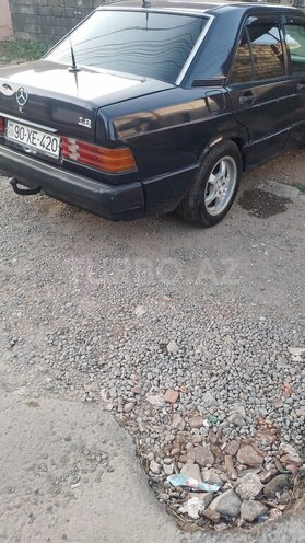 Mercedes 190 1993, 645,730 km - 2.0 l - Astara