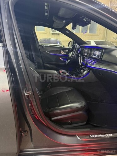 Mercedes E 220 d 2018, 169,000 km - 2.0 л - Bakı