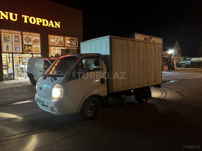 Kia Bongo 2006, 300,000 km - 2.7 l - Bakı