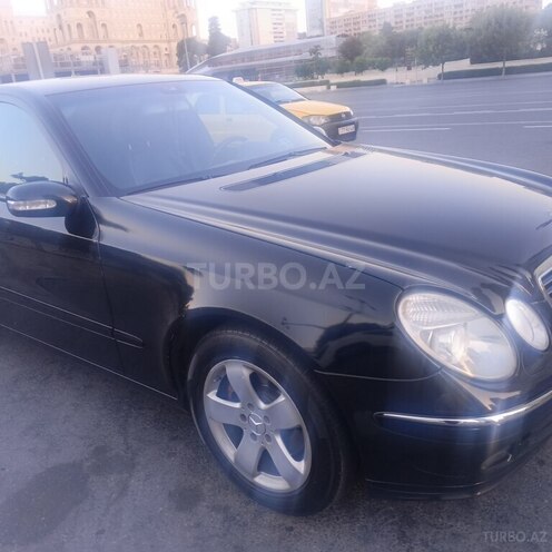 Mercedes E 220 2006, 386,000 km - 2.2 l - Bakı