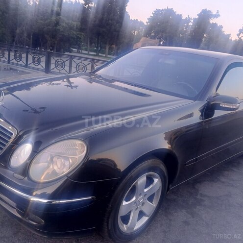 Mercedes E 220 2006, 386,000 km - 2.2 l - Bakı