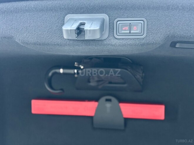 Audi A8 2014, 163,000 km - 4.0 l - Bakı