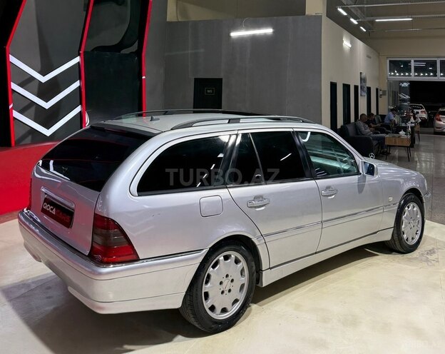 Mercedes C 220 2000, 450,000 km - 2.2 l - Sumqayıt