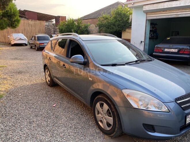 Kia  2008, 264,000 km - 1.4 l - Gəncə