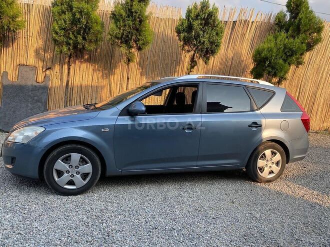 Kia  2008, 264,000 km - 1.4 l - Gəncə