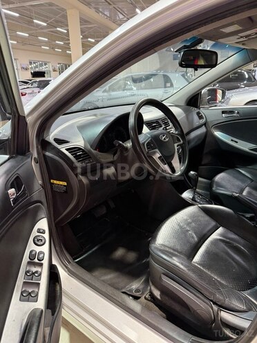 Hyundai Accent 2011, 222,444 km - 1.6 l - Sumqayıt