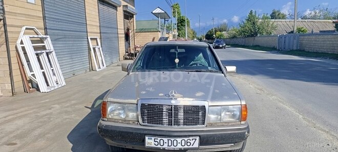 Mercedes 190 1992, 352,000 km - 1.8 l - Balakən