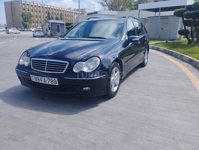 Mercedes C 220 2005, 353,000 km - 2.2 l - Bakı