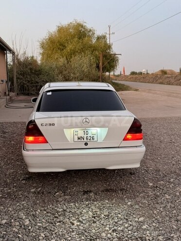 Mercedes C 230 1998, 563,270 km - 2.3 l - Sabirabad