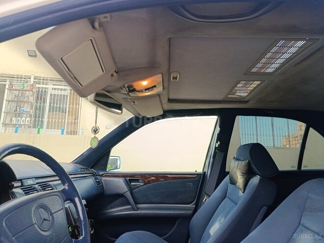 Mercedes E 300 1997, 163,373 km - 3.0 l - İmişli