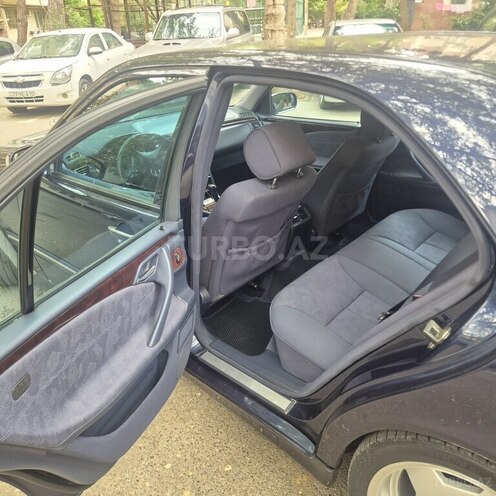 Mercedes E 220 1999, 450,000 km - 2.2 l - Bakı