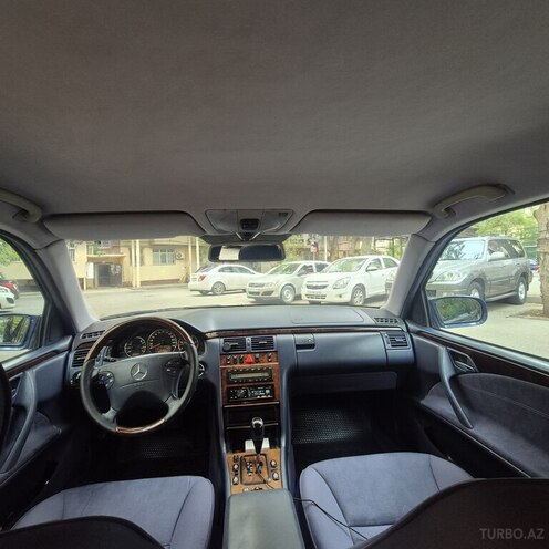Mercedes E 220 1999, 450,000 km - 2.2 l - Bakı