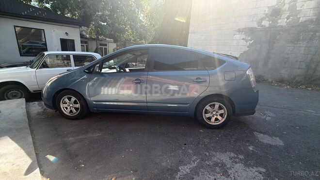 Toyota Prius 2006, 245,000 km - 1.5 л - Şəki