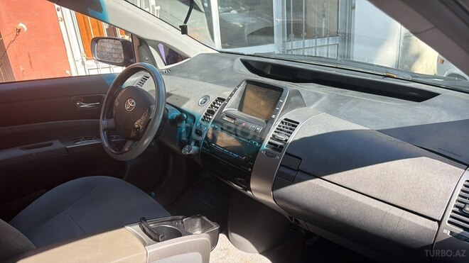 Toyota Prius 2006, 245,000 km - 1.5 л - Şəki