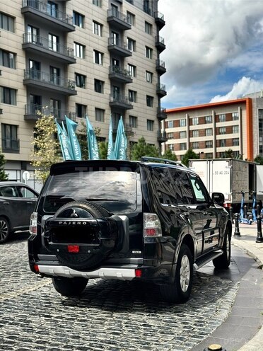 Mitsubishi Pajero 2014, 208,000 km - 3.8 л - Bakı