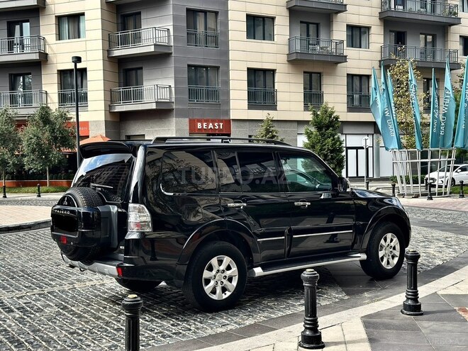 Mitsubishi Pajero 2014, 208,000 km - 3.8 л - Bakı