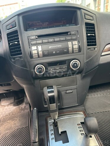 Mitsubishi Pajero 2014, 208,000 km - 3.8 л - Bakı