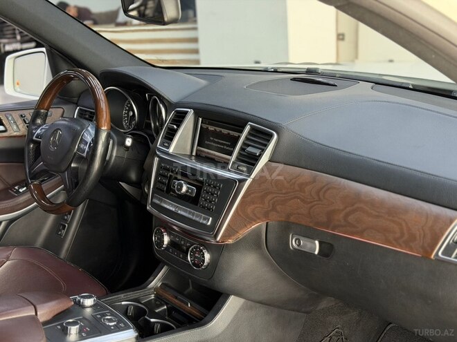 Mercedes GL 500 4MATIC 2014, 220,000 km - 4.7 l - Bakı
