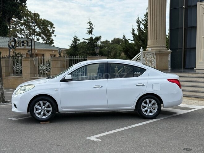 Nissan Sunny 2012, 223,000 km - 1.5 l - Bakı