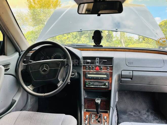 Mercedes C 240 1998, 355,500 km - 2.4 l - Göyçay