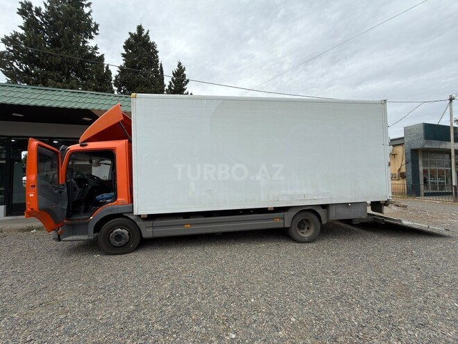 Mercedes Atego 818 2009, 645,000 km - 4.3 l - Cəlilabad