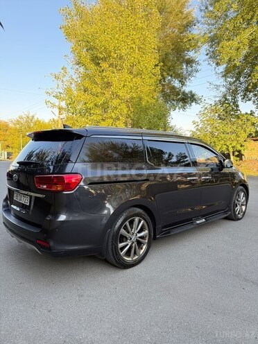 Kia Carnival 2018, 274,000 km - 2.2 l - Göyçay