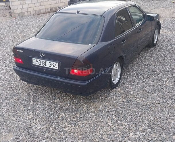 Mercedes C 180 1993, 543,545 km - 1.8 l - Quba