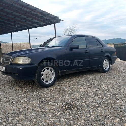 Mercedes C 180 1993, 543,545 km - 1.8 l - Quba