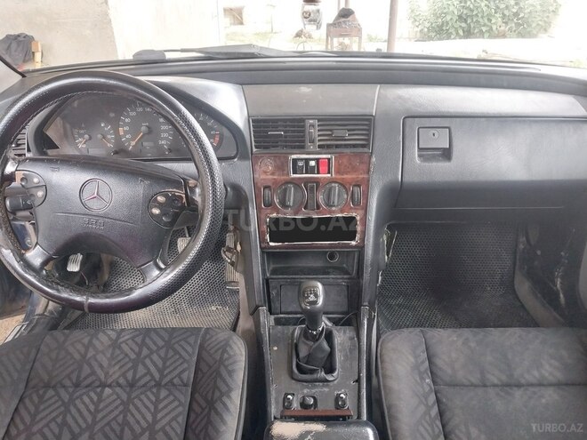 Mercedes C 180 1993, 543,545 km - 1.8 l - Quba