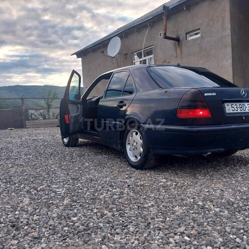 Mercedes C 180 1993, 543,545 km - 1.8 l - Quba