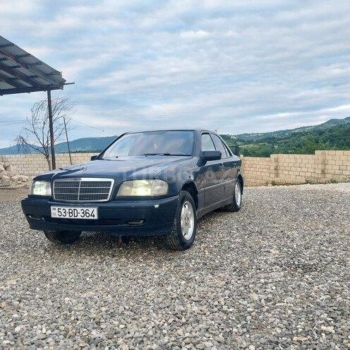 Mercedes C 180 1993, 543,545 km - 1.8 l - Quba