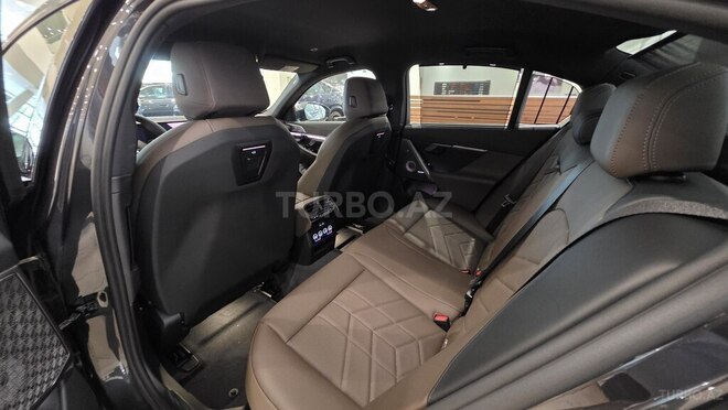 BMW 520 2025, 0 km - 2.0 л - Bakı