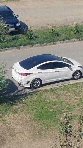 Hyundai Avante 2015, 237,000 km - 1.6 л - Tovuz