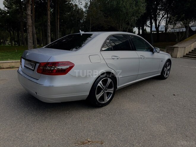 Mercedes E 220 2010, 320,000 km - 2.1 l - Bakı
