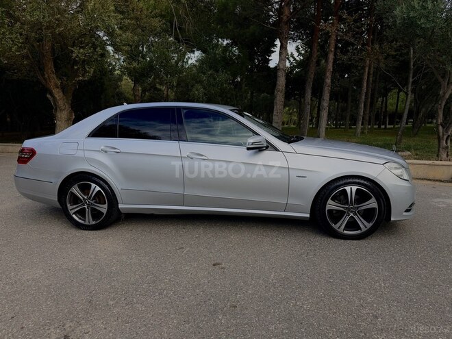 Mercedes E 220 2010, 320,000 km - 2.1 l - Bakı