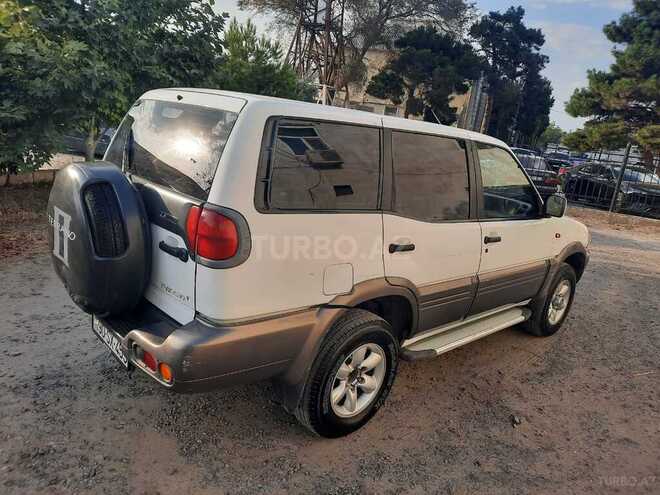 Nissan Terrano 2001, 200,000 km - 2.4 l - Sumqayıt