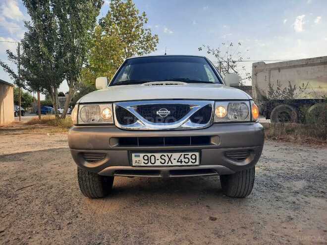 Nissan Terrano 2001, 200,000 km - 2.4 l - Sumqayıt