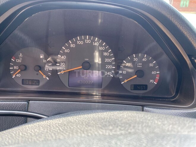 Mercedes E 240 1999, 430,027 km - 2.6 л - Lənkəran