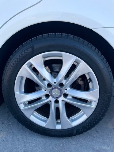 Mercedes E 200 2013, 135,700 km - 1.8 l - Bakı