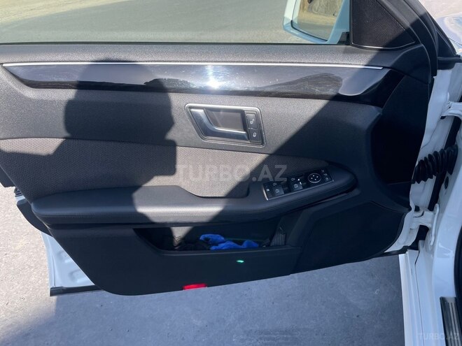 Mercedes E 200 2013, 135,700 km - 1.8 l - Bakı