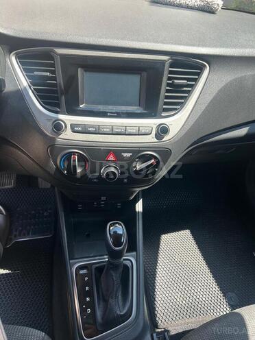 Hyundai Accent 2019, 135,539 km - 1.6 л - Bakı
