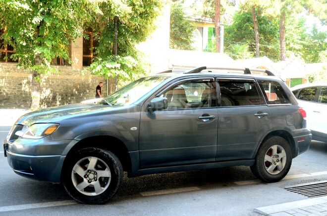 Mitsubishi Outlander 2003, 344,400 km - 2.4 l - Şəki