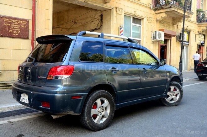 Mitsubishi Outlander 2003, 344,400 km - 2.4 l - Şəki