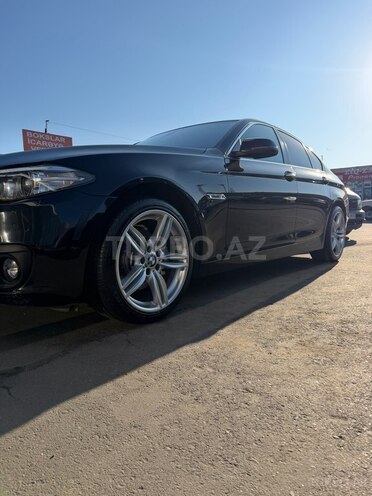 BMW 528 2016, 240,000 km - 2.0 l - Bakı