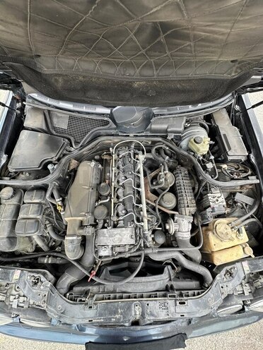 Mercedes E 270 1999, 428,000 km - 2.7 l - Bakı
